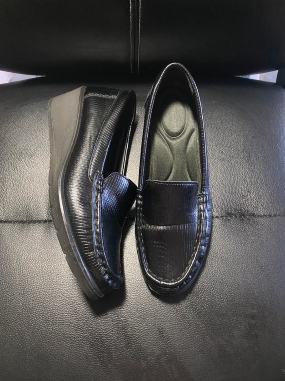 FabComfort Shiny Black Croc-Print Wedge Marta Loafers Size 7.5